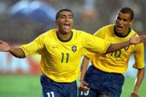 这对组合在 这对组合在