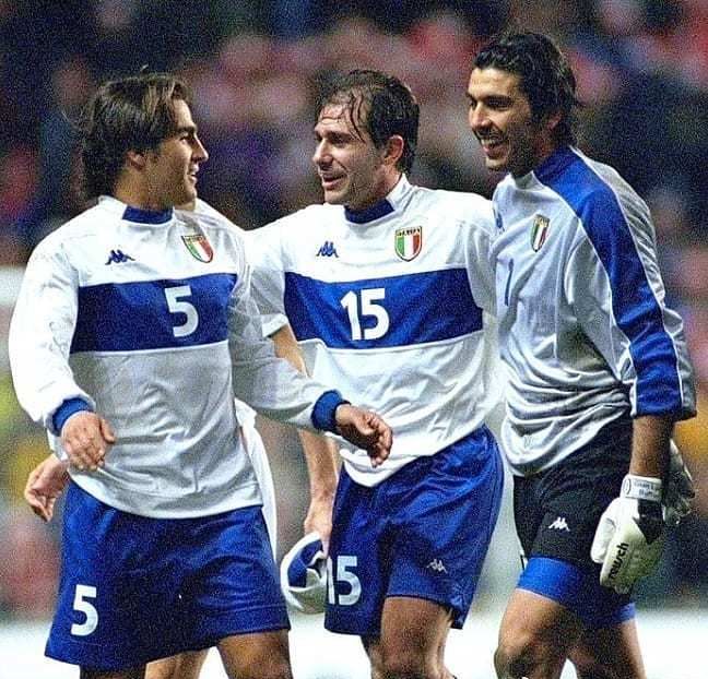 尤其是他在 尤其是他在